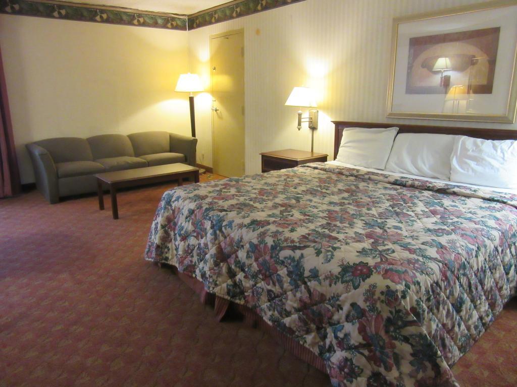 Governor'S Inn & Suites Memphis Exterior photo